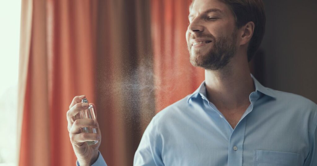 香水を長持ちさせる付け方の基本|効果を最大化する6つのテクニック